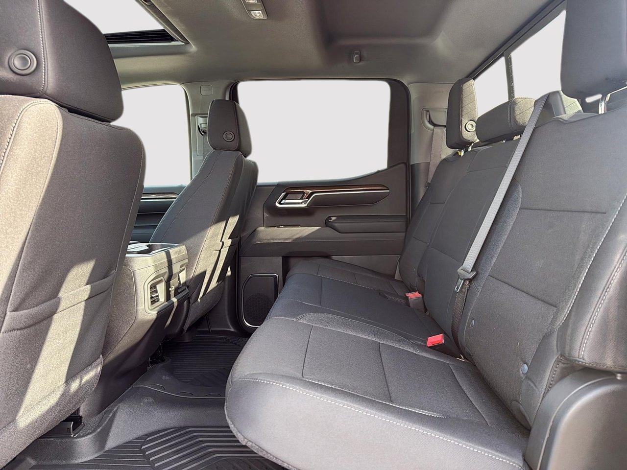 2026 Chevrolet Silverado 1500 RST-6