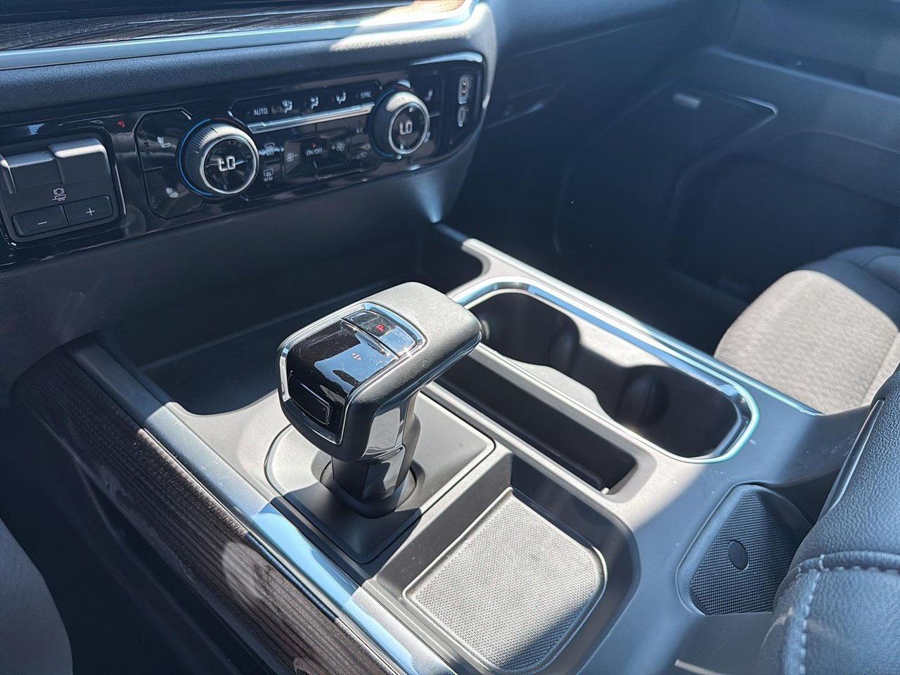 Chevrolet Silverado 1500 RST 2026-16