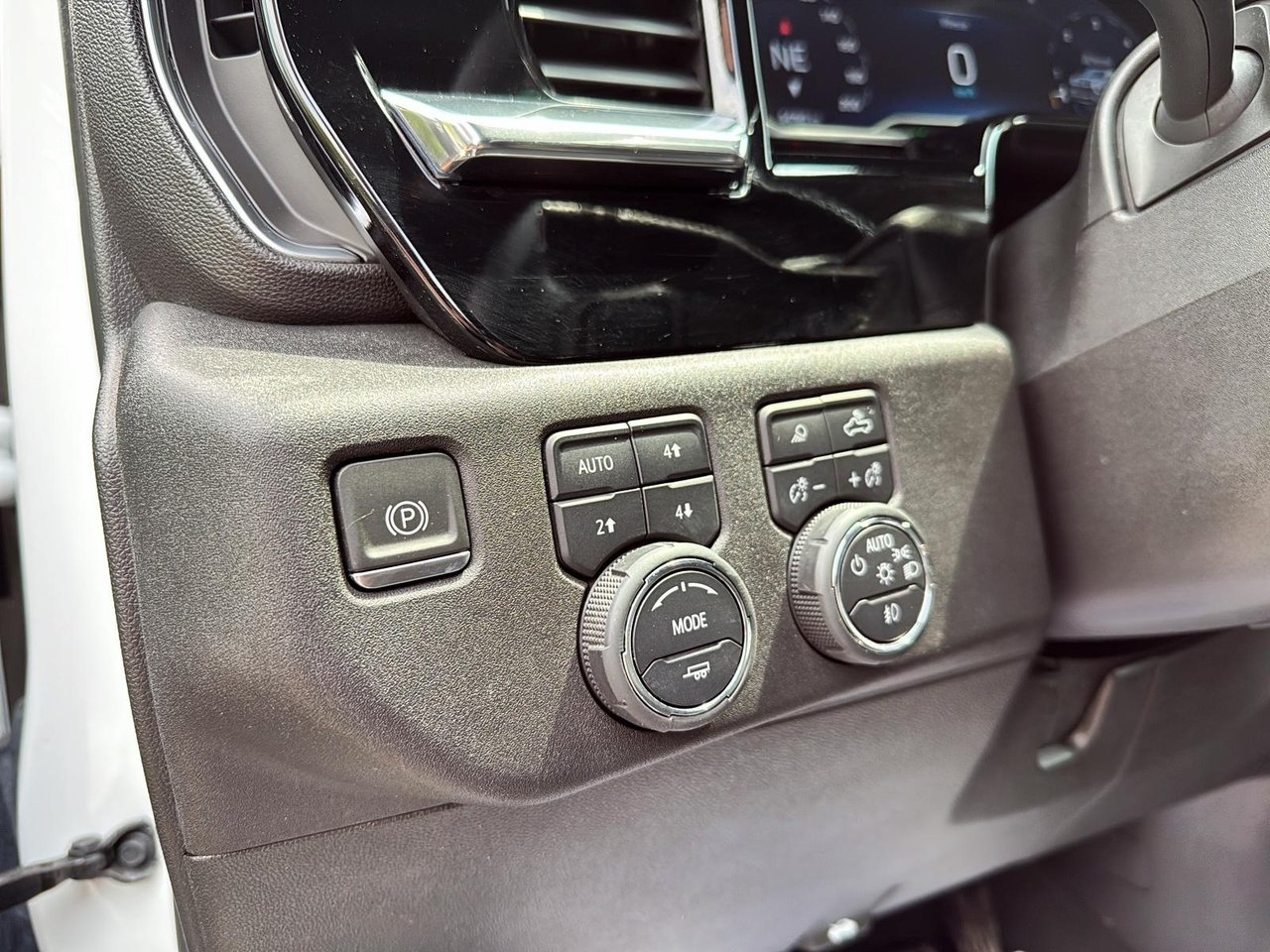 2024 Chevrolet Silverado 2500HD LTZ-11