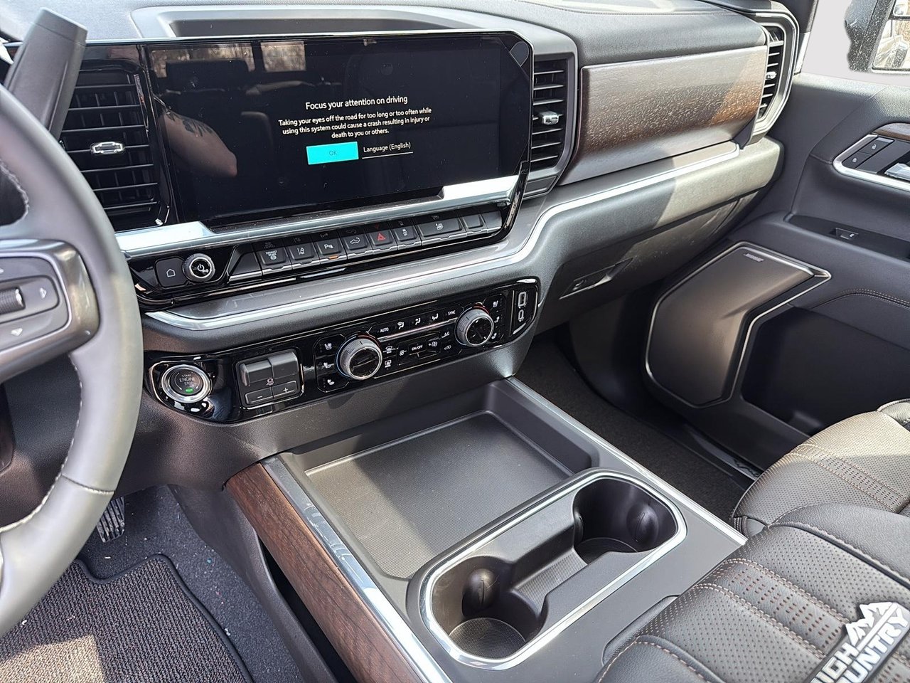 Chevrolet Silverado 3500 HD HIGH COUNTRY DRW 2026-12