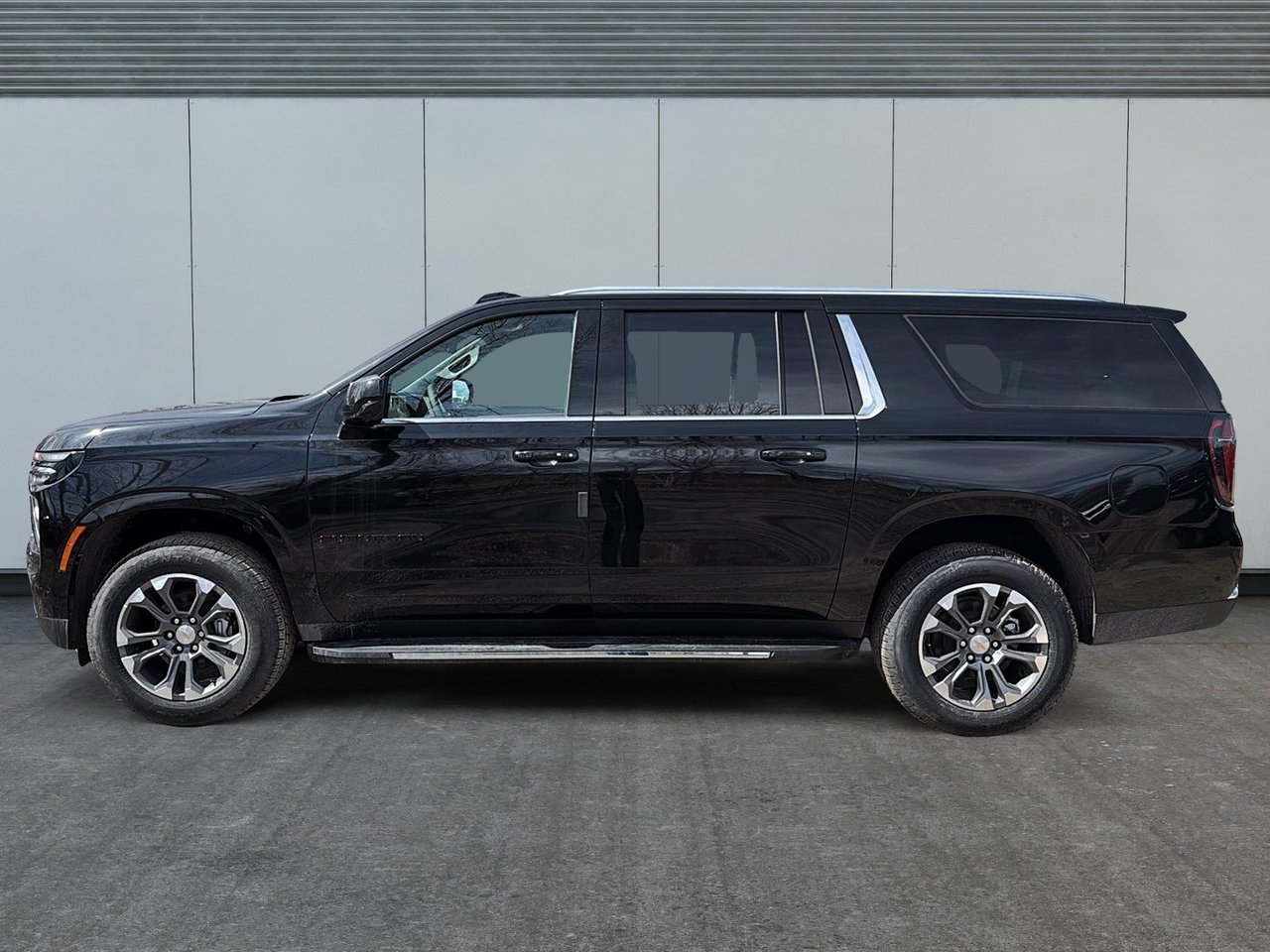 2026 Chevrolet Suburban LS-4