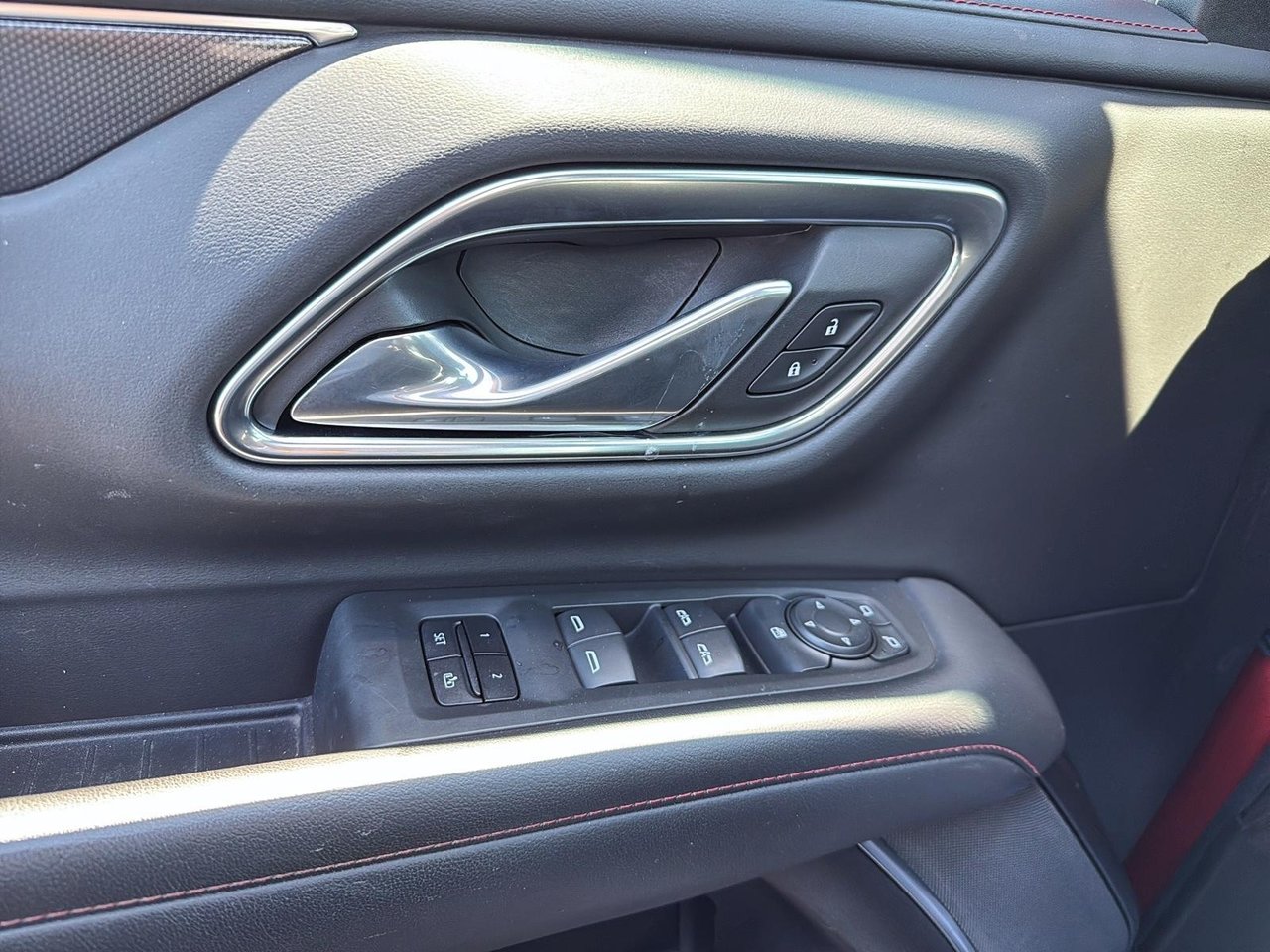 2021 Chevrolet Tahoe RST-12