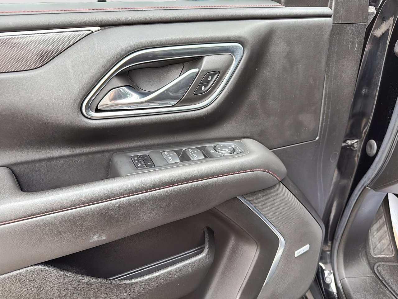 2021 Chevrolet Tahoe RST-12