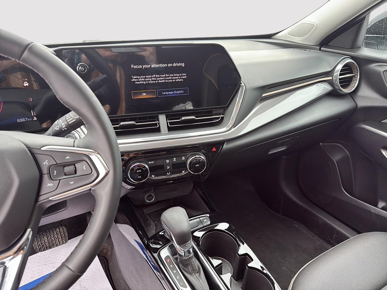 Chevrolet Trax ACTIV 2026-12