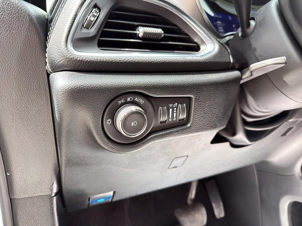 Chrysler Pacifica Limited S Apparence AWD 2024-13