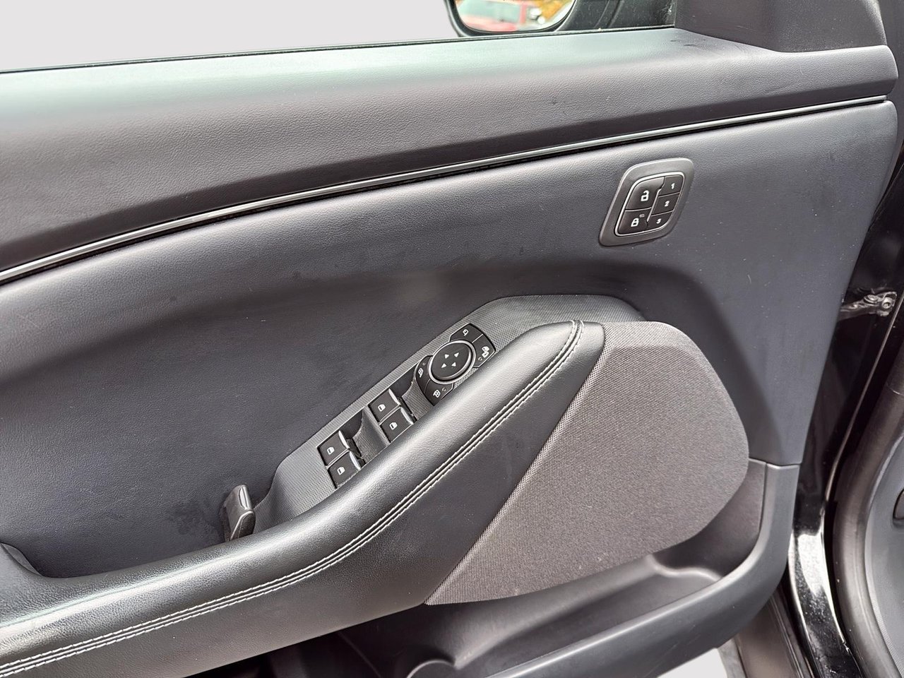 2024 Ford Mustang Mach-E Select-10