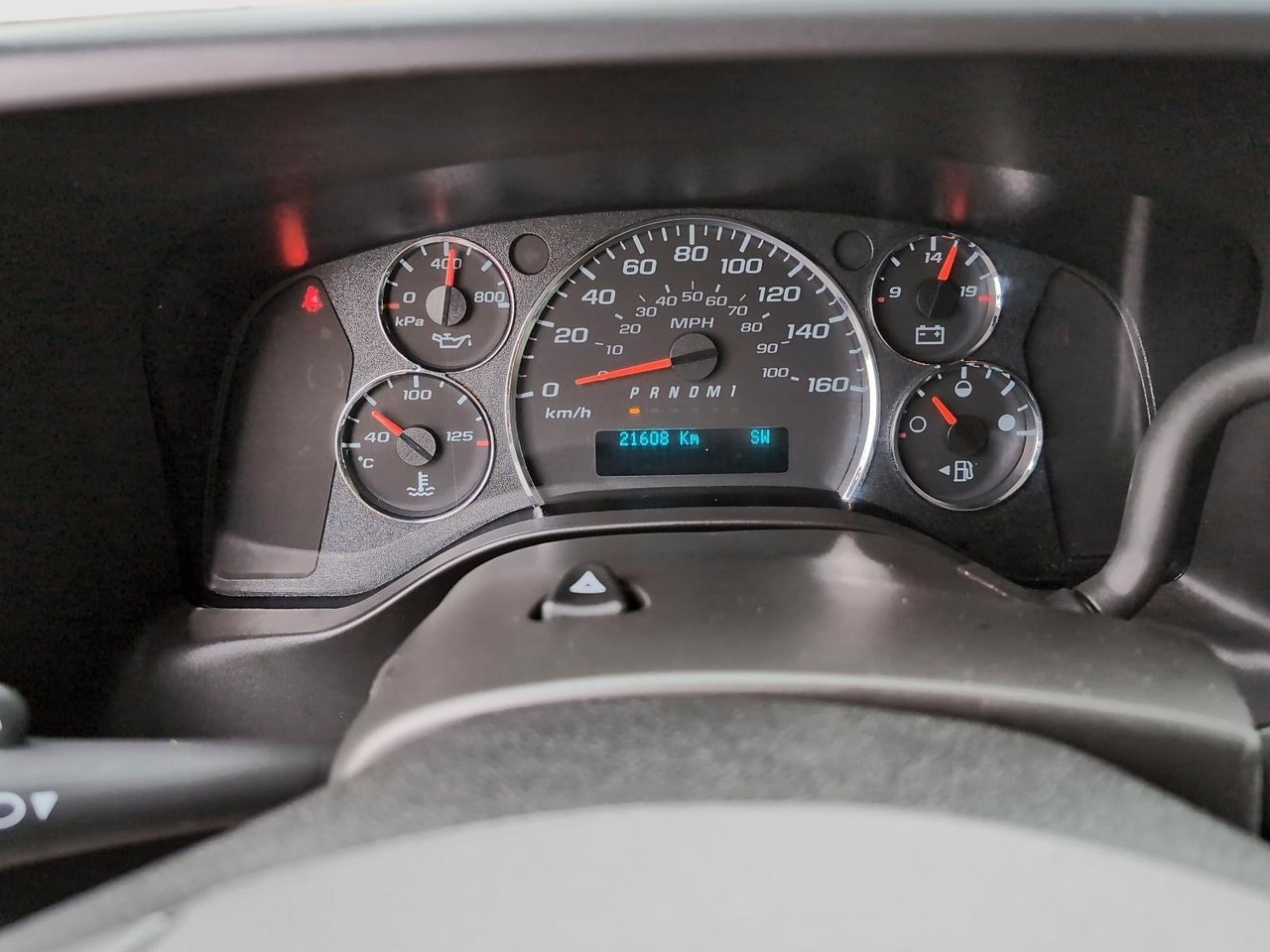 GMC Savana Cargo Van  2024-7