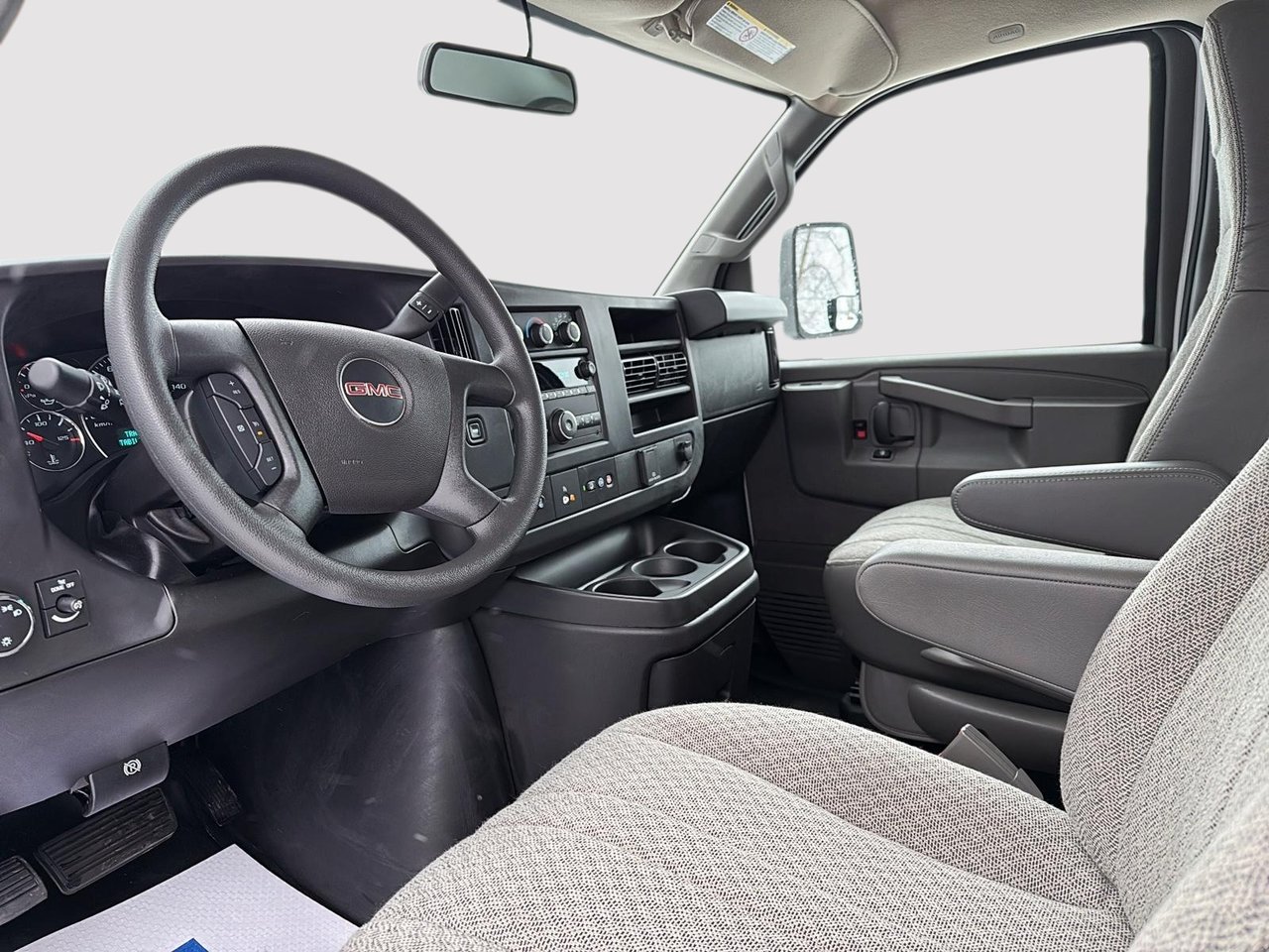 2025 GMC Savana Commercial Cutaway-9