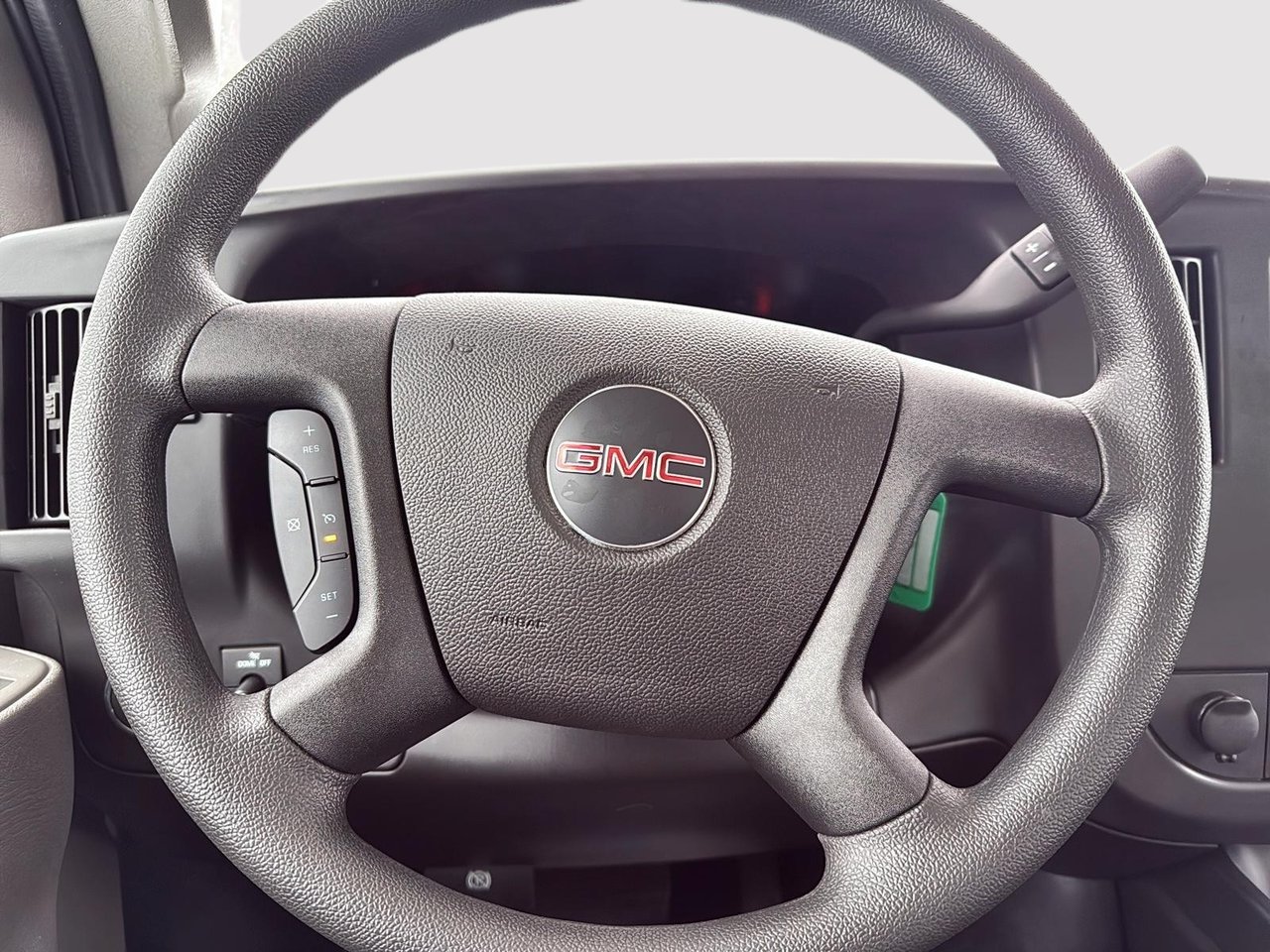 2025 GMC Savana Commercial Cutaway-12