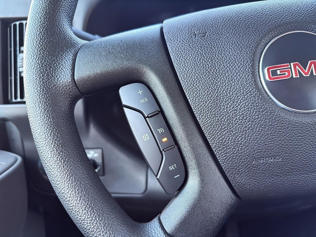 2025 GMC Savana Commercial Cutaway-12