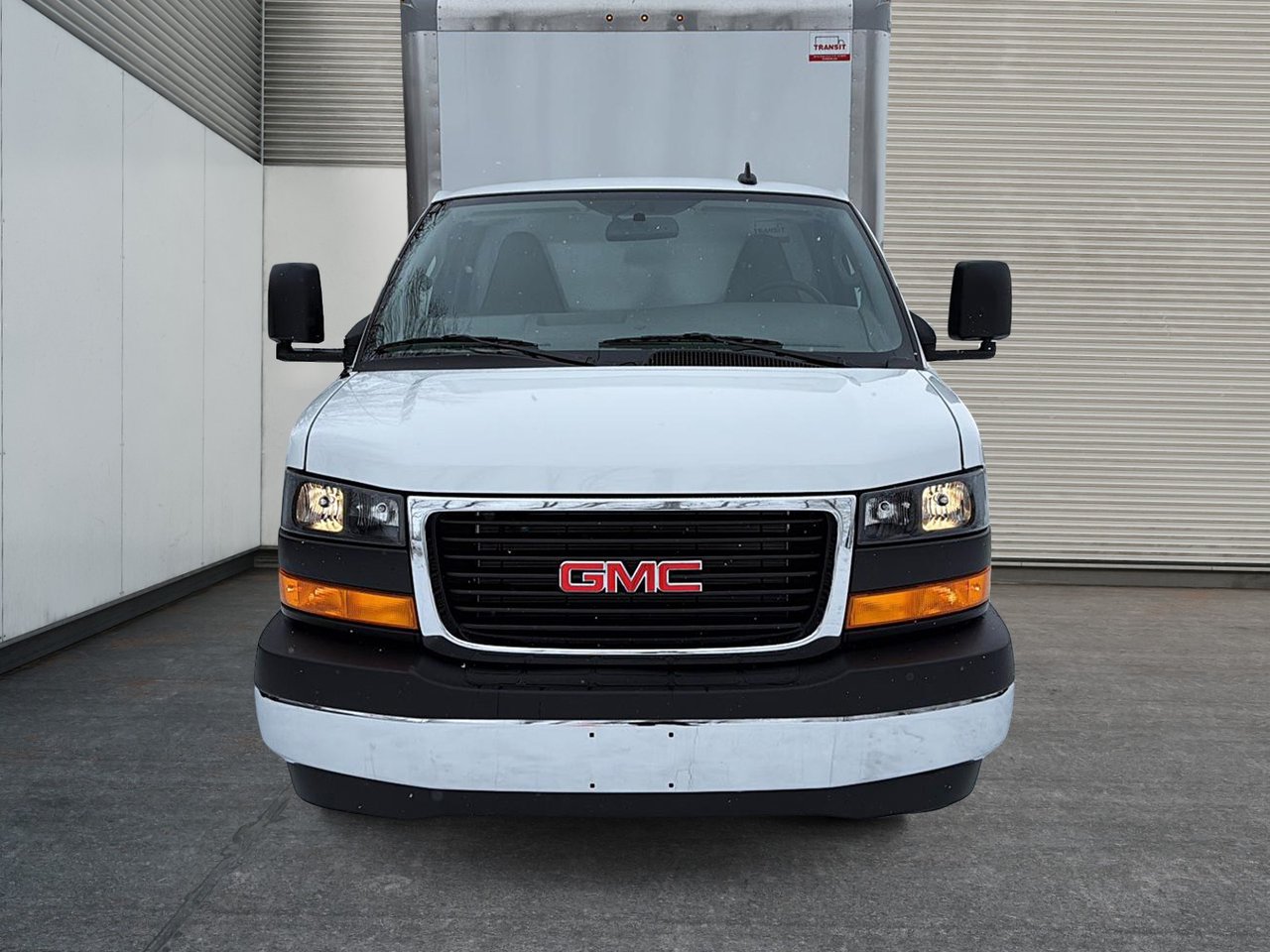 2025 GMC Savana Commercial Cutaway-1