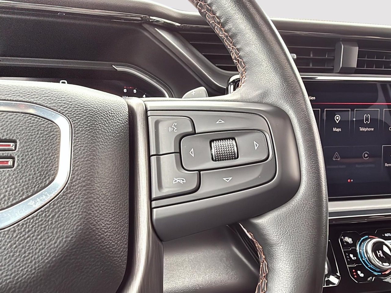 2023 GMC Sierra 1500 AT4-14