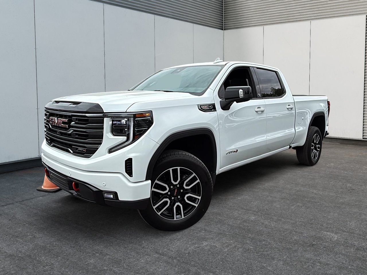 2025 GMC Sierra 1500 AT4-0