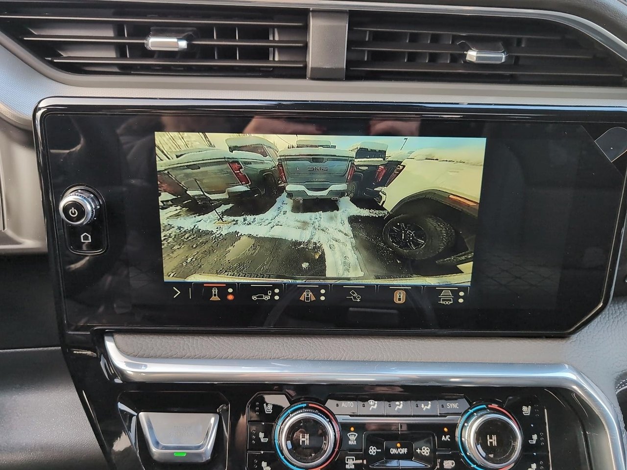 GMC Sierra 1500 DENALI 2026-19