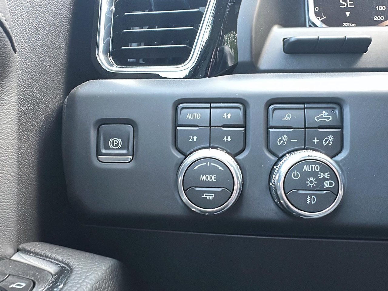 GMC Sierra 1500 DENALI 2026-15