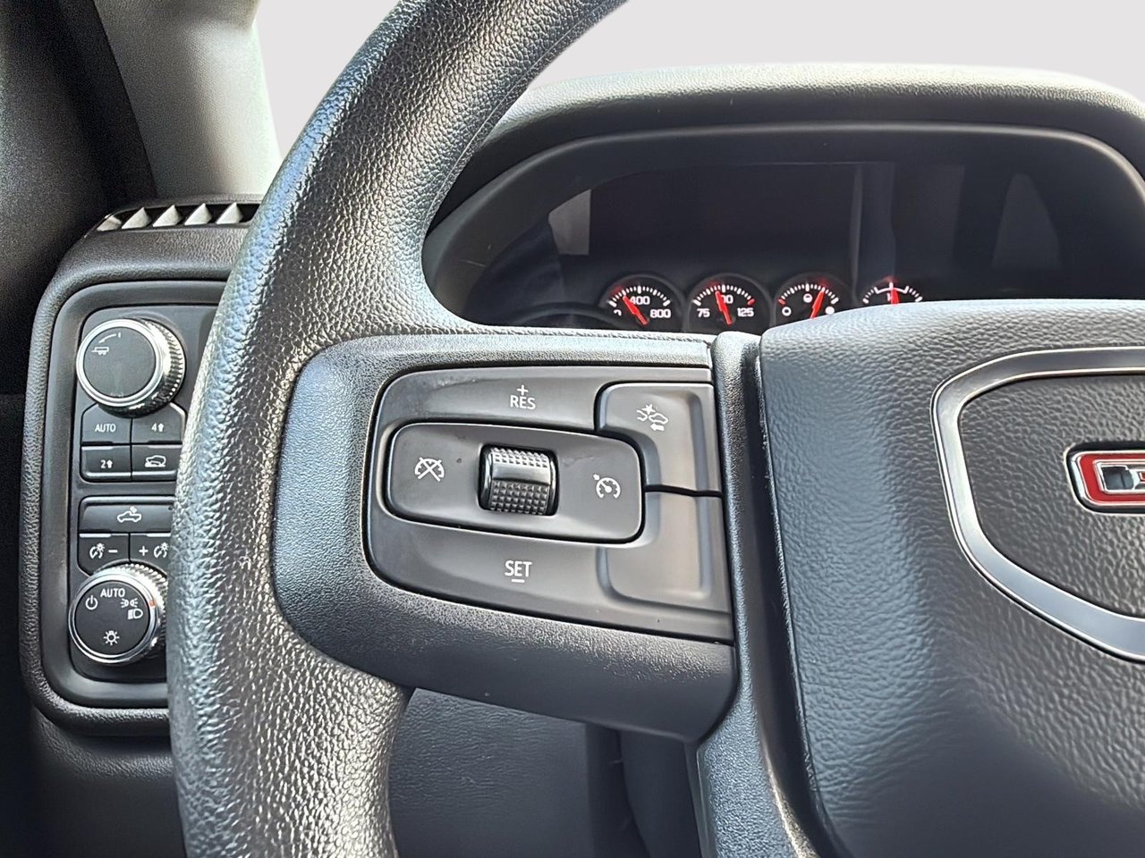 GMC Sierra 1500 PRO 2026-12