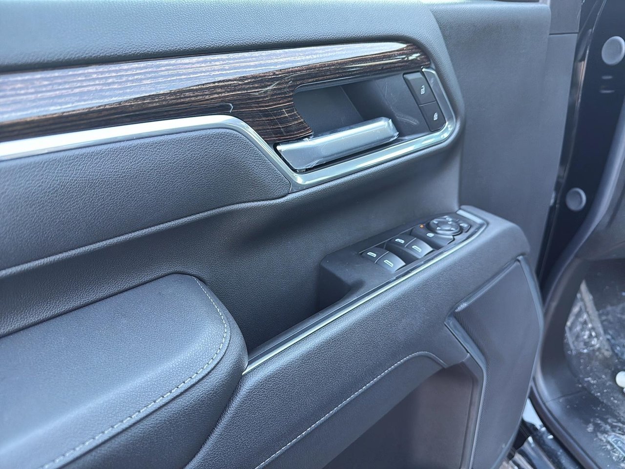 GMC Sierra 3500 HD SLE DRW 2026-9