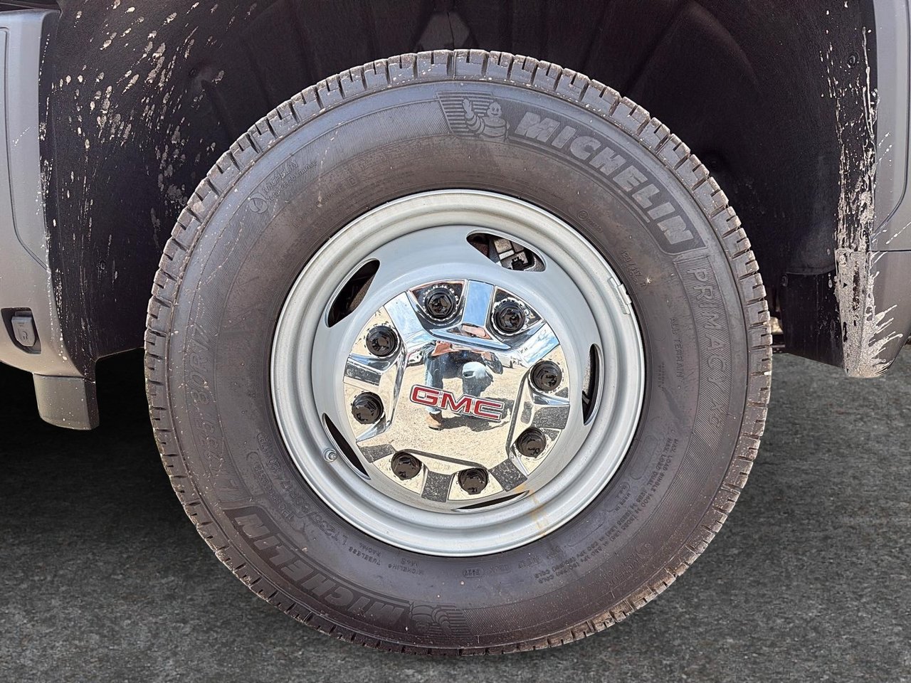 2026 GMC Sierra 3500 HD SLE DRW-5