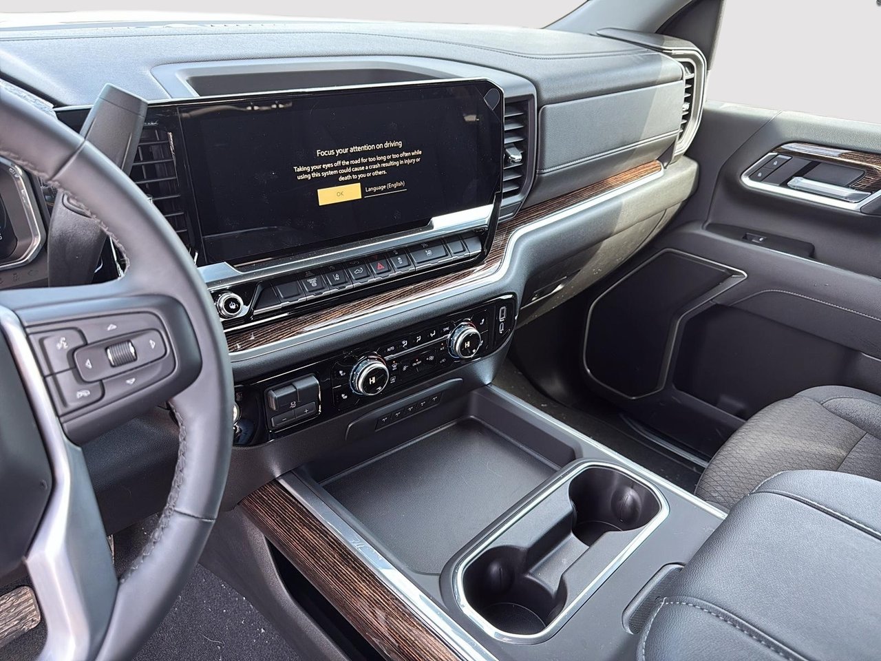 GMC Sierra 3500 HD SLE DRW 2026-12