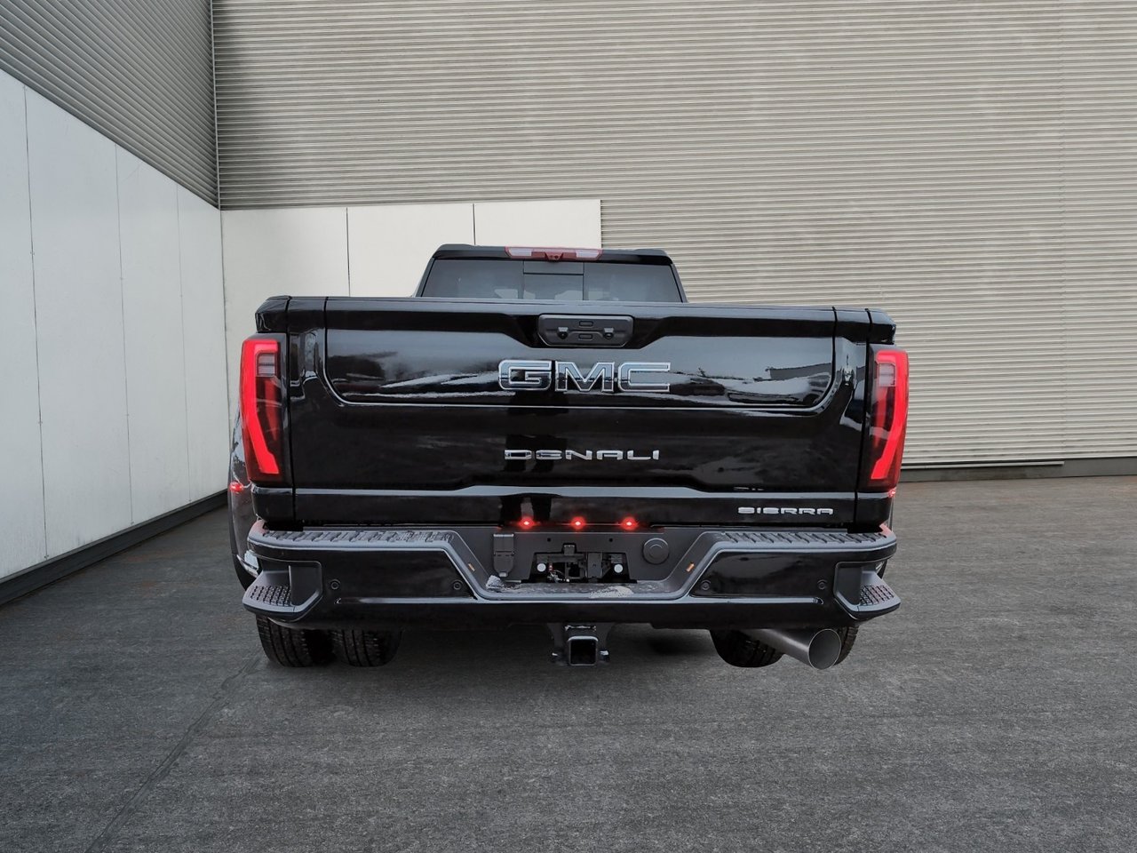 GMC Sierra 3500 HD DENALI ULTIMATE DRW 2026-2