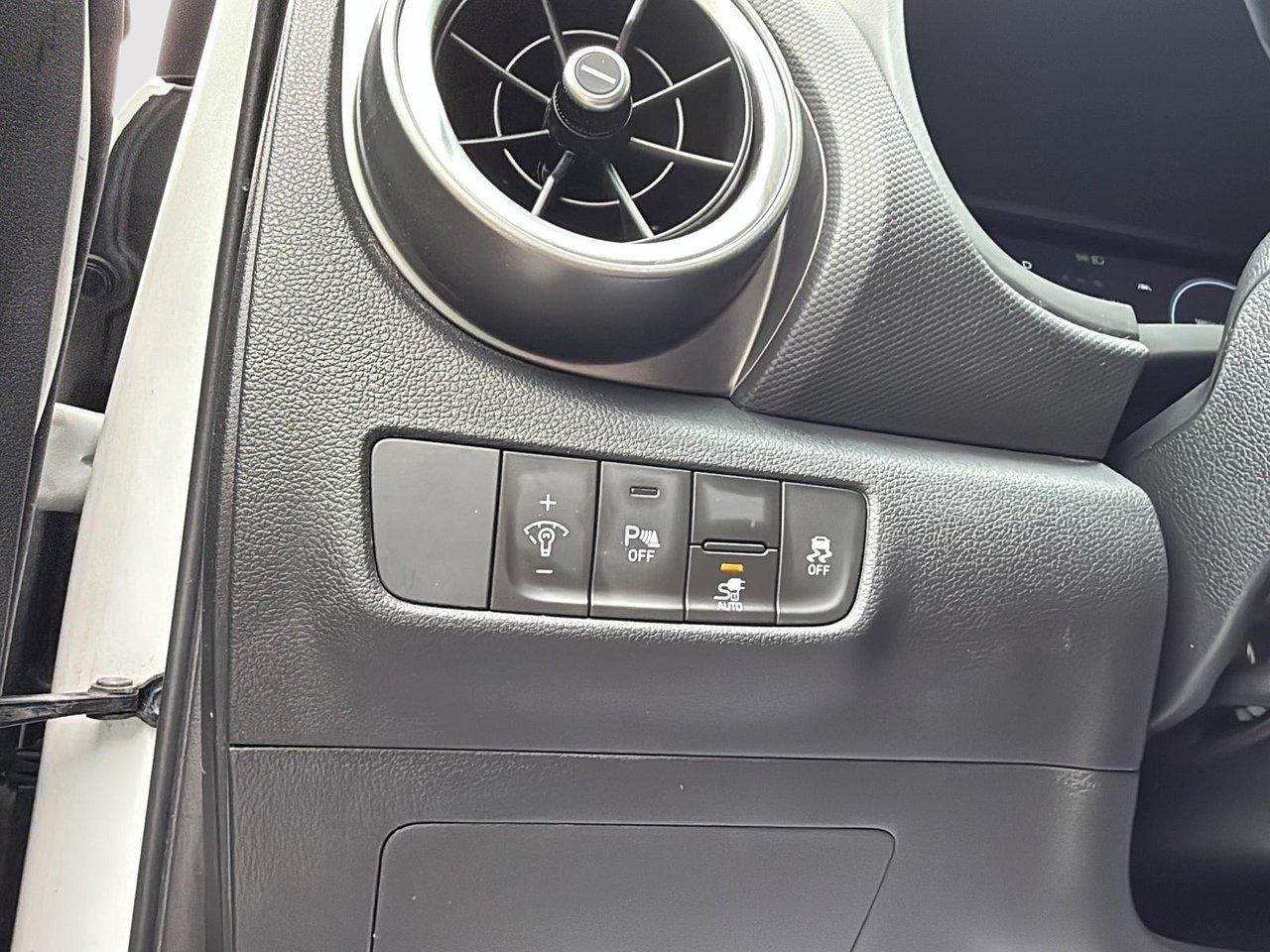 Hyundai Kona Electric Preferred 2022-11