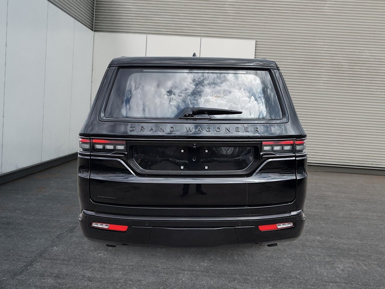 Jeep Grand Wagoneer Series II Obsidian 2023-2