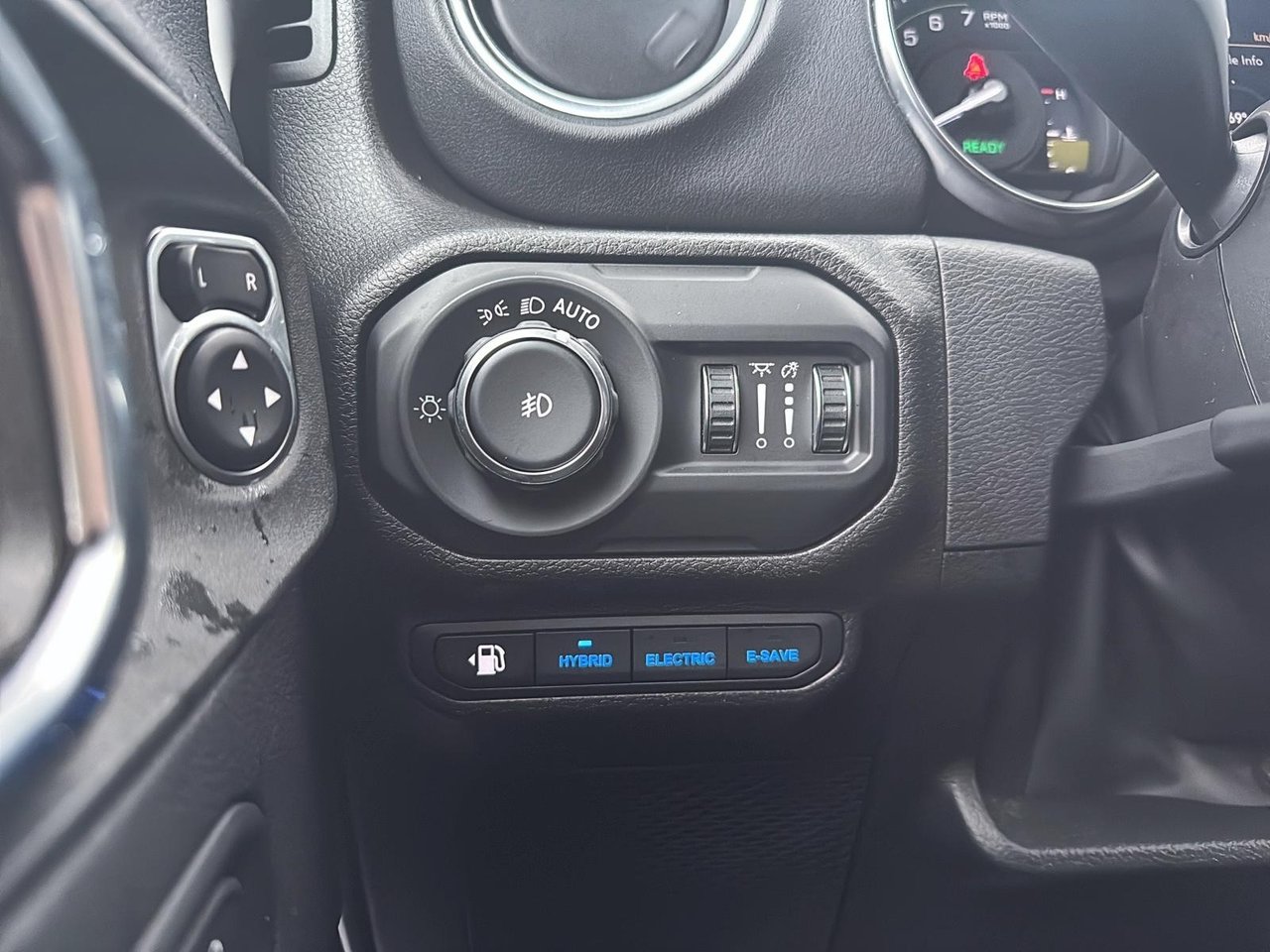 Jeep Wrangler 4xe UNLIMITED SAHARA | TOIT SKY ONE TOUCH 2022-11