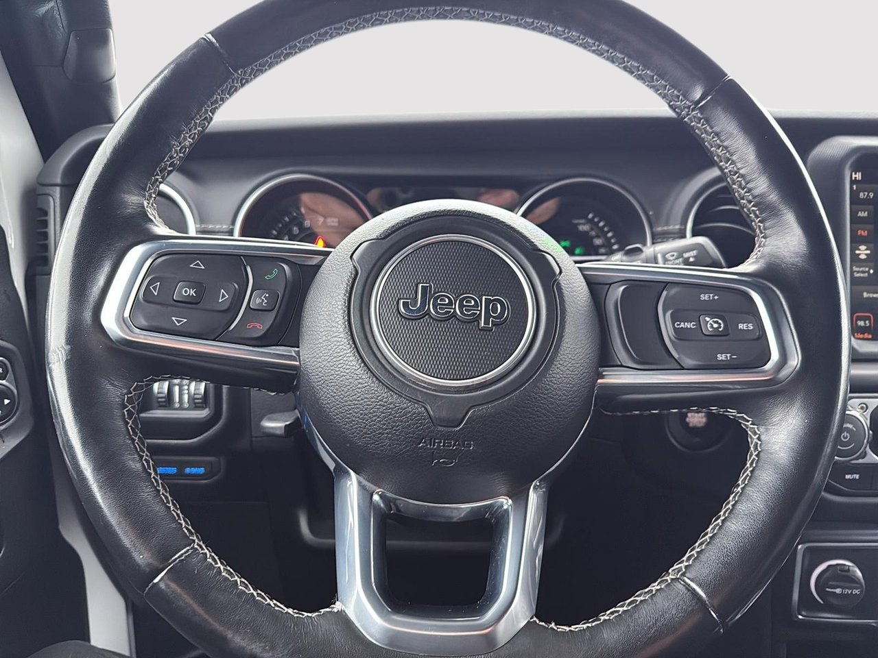 Jeep Wrangler 4xe UNLIMITED SAHARA | TOIT SKY ONE TOUCH 2022-12