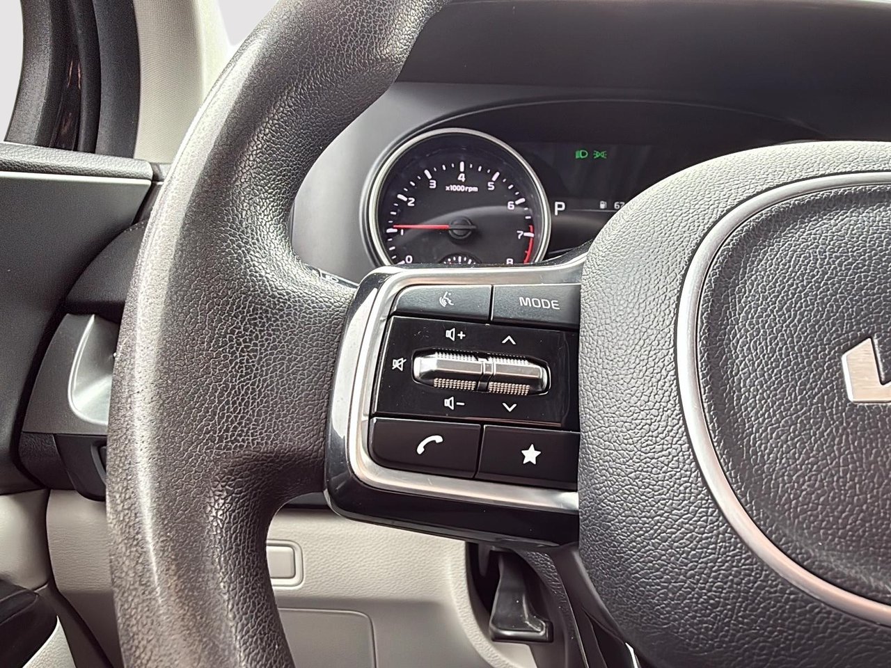 Kia Carnival LX 2022-15
