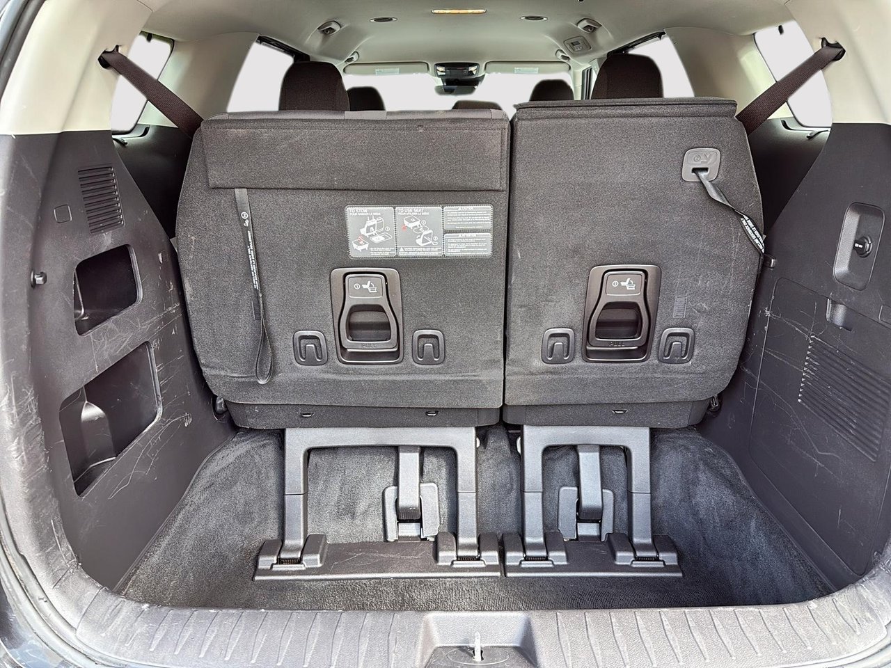Kia Carnival LX 2023-5