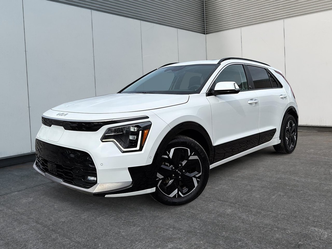 2023 Kia Niro EV Limited-0