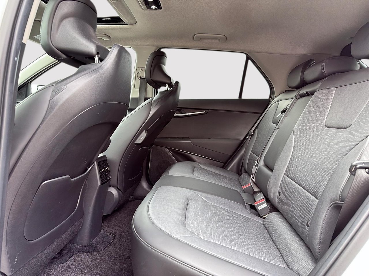 2023 Kia Niro EV Limited-9