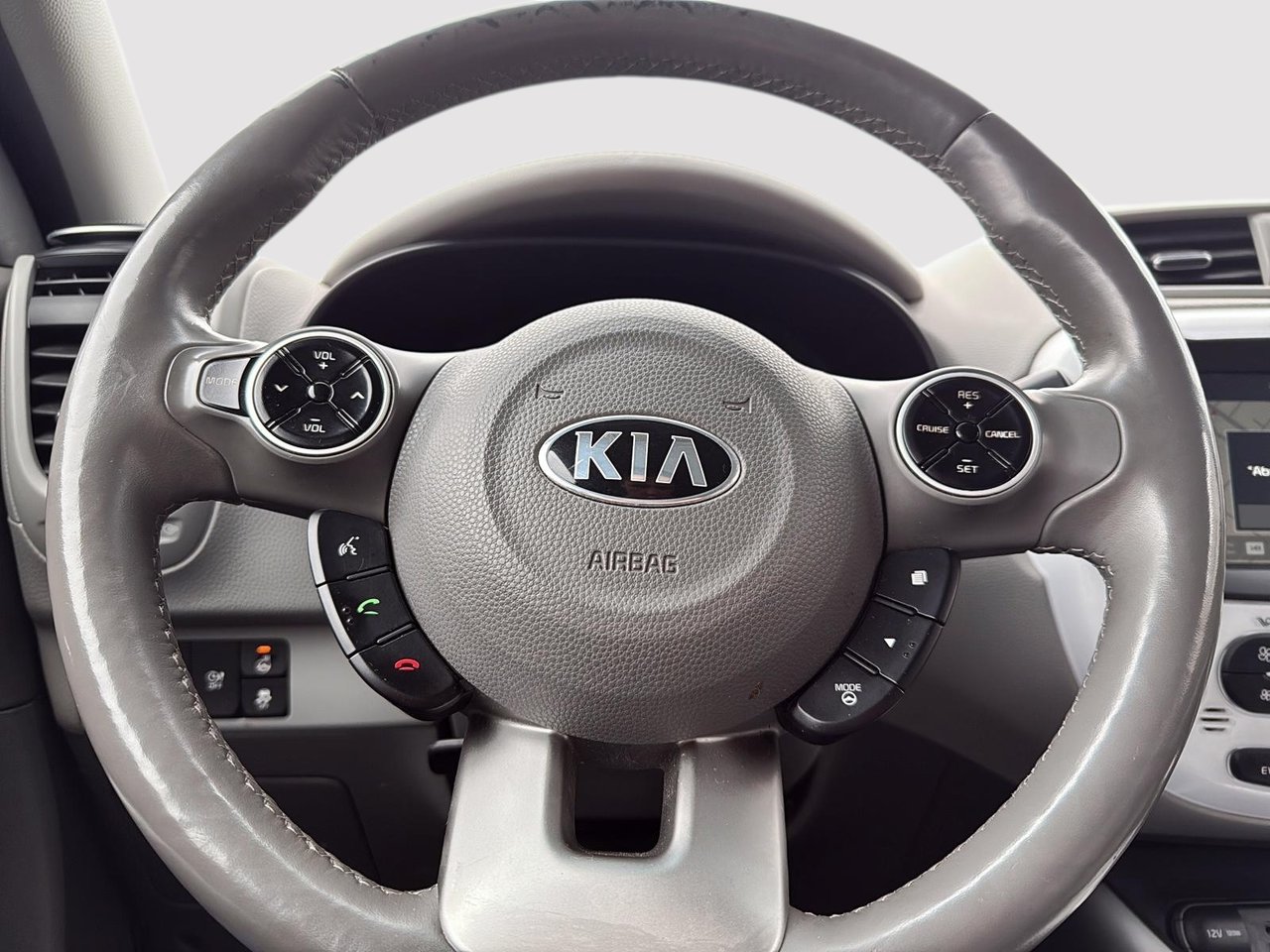 Kia Soul EV EV Luxury 2019-13