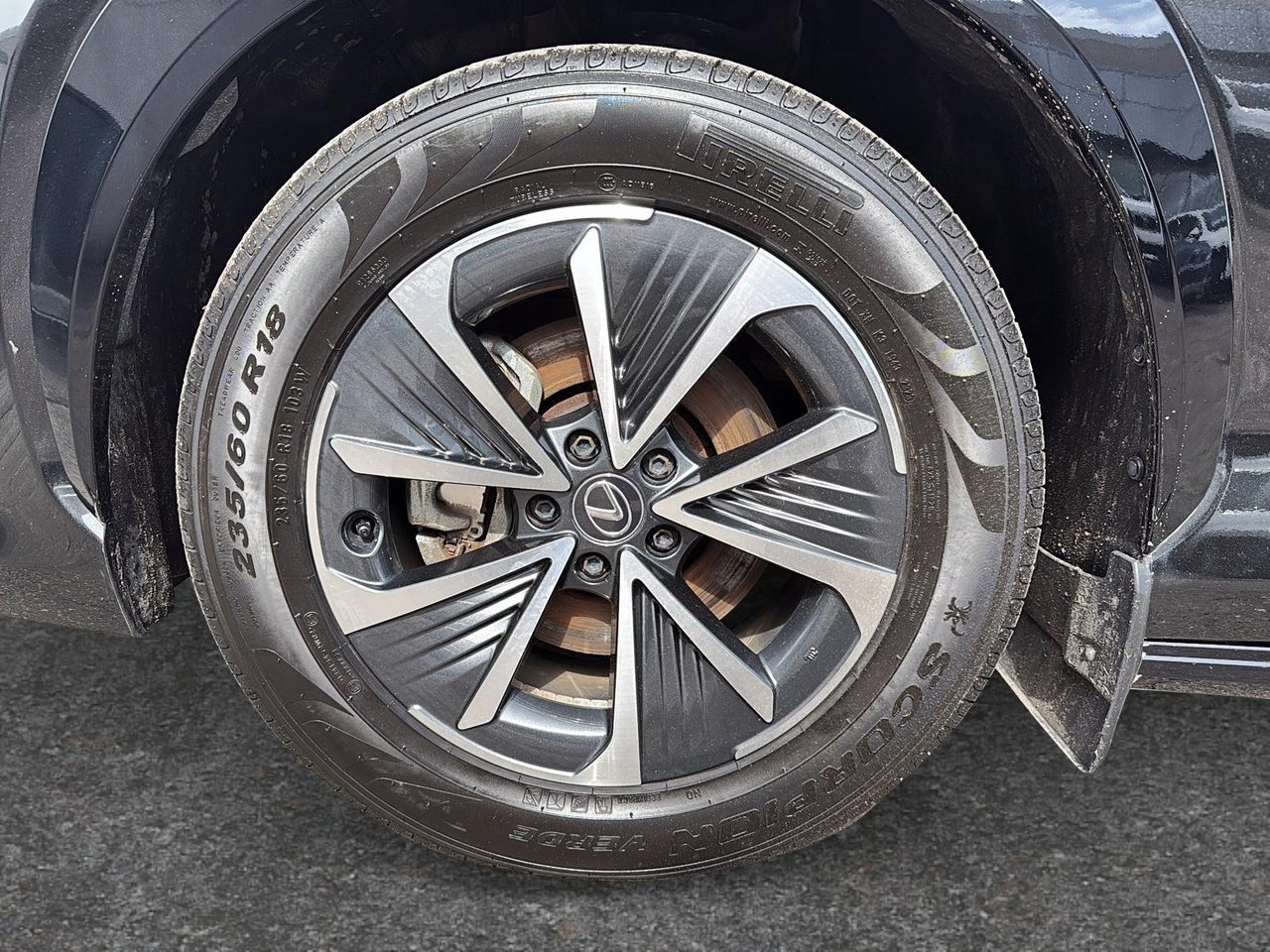 Lexus RZ 450e 2023-5