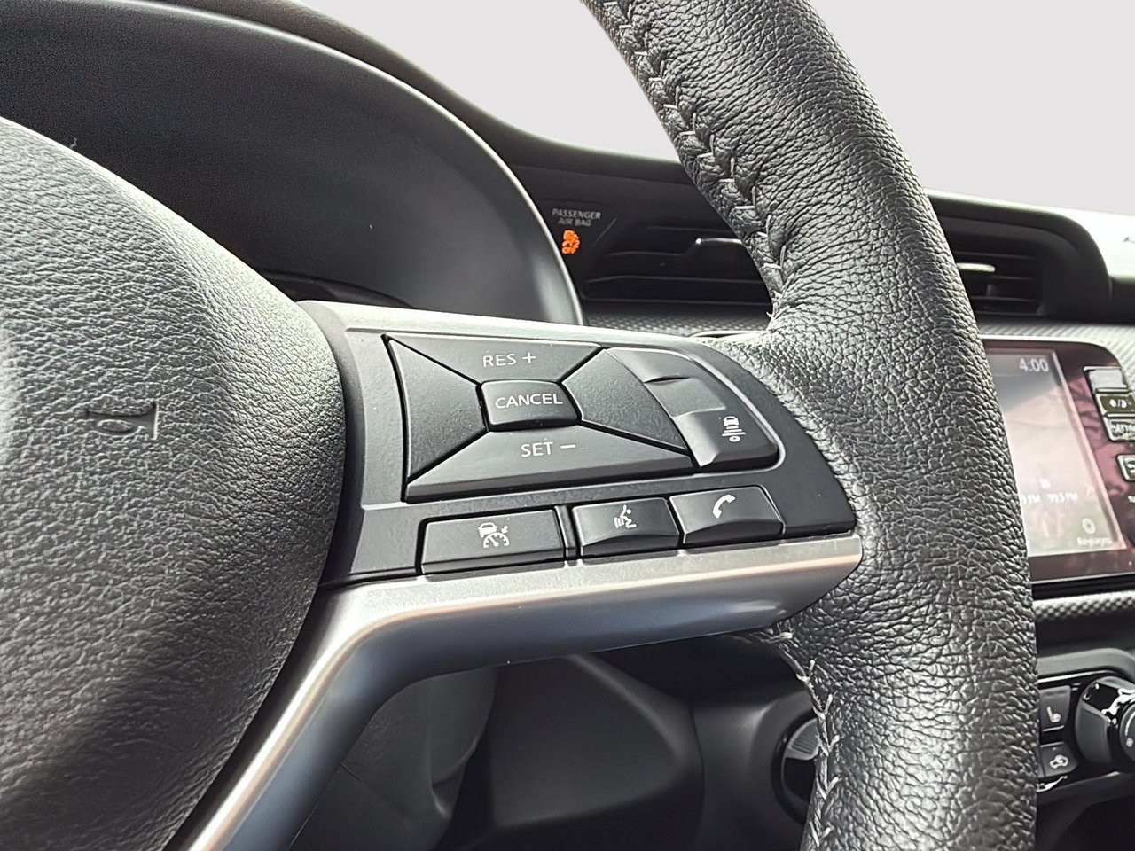 2025 Nissan Kicks Play SV-15