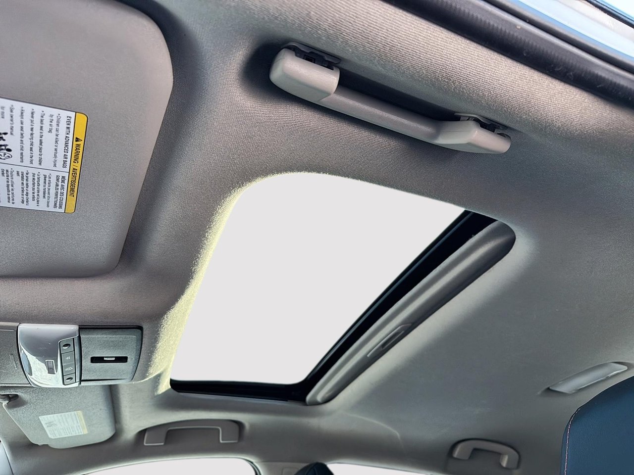 Nissan Sentra  2022-16