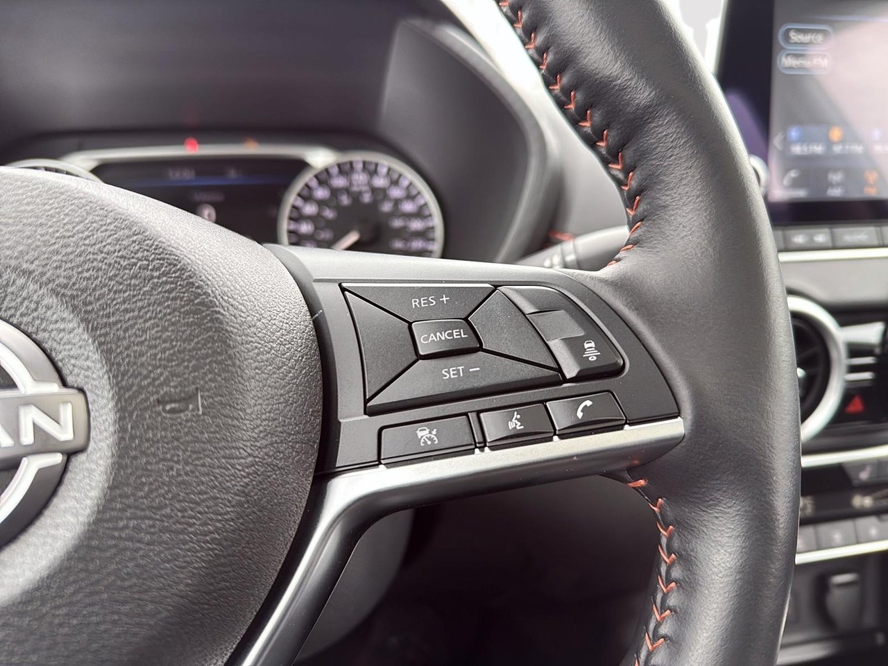 Nissan Sentra SR 2025-13