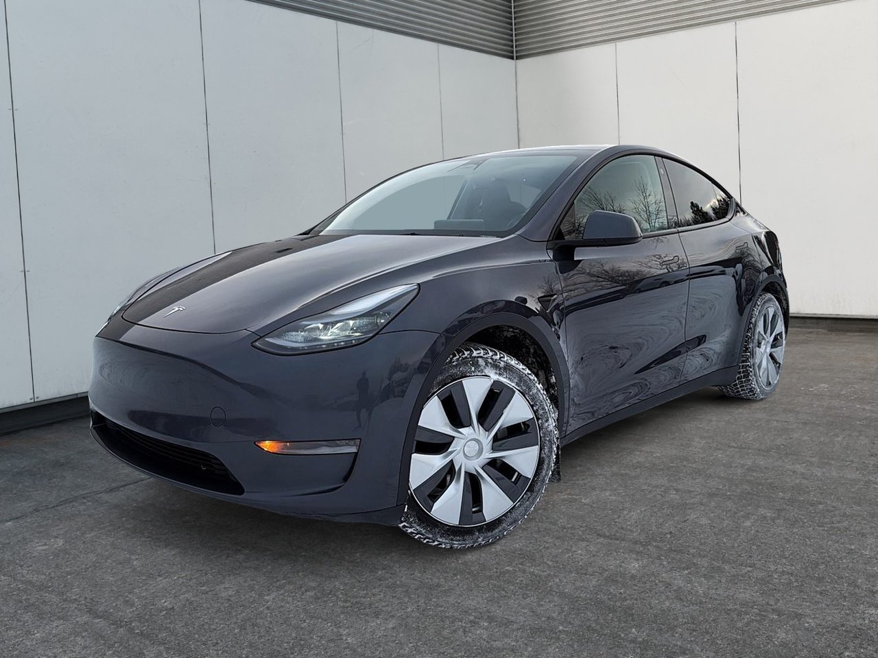 Tesla Model Y  2023-0