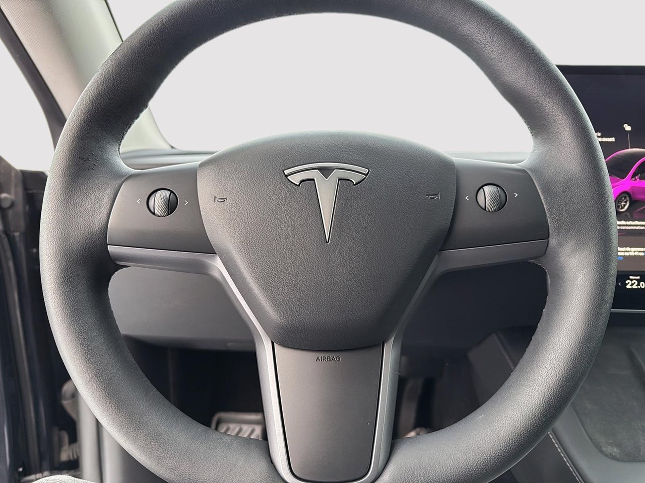 Tesla Model Y  2023-12