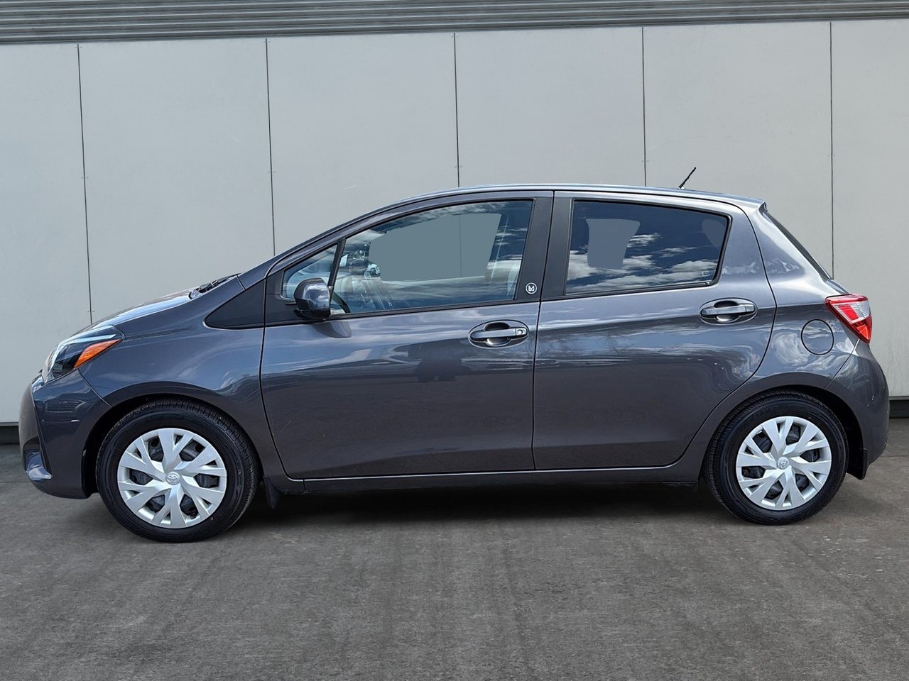 Toyota Yaris Hatchback  2019-4