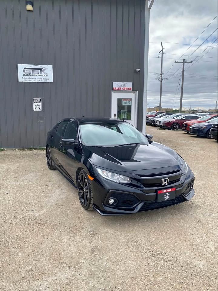 2017 Honda Civic Hatchback Voiture à hayon Noir Traction avant Automatique
