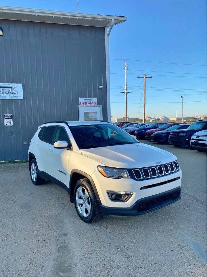 White 2020 Jeep Compass SUV / Crossover  Automatic
