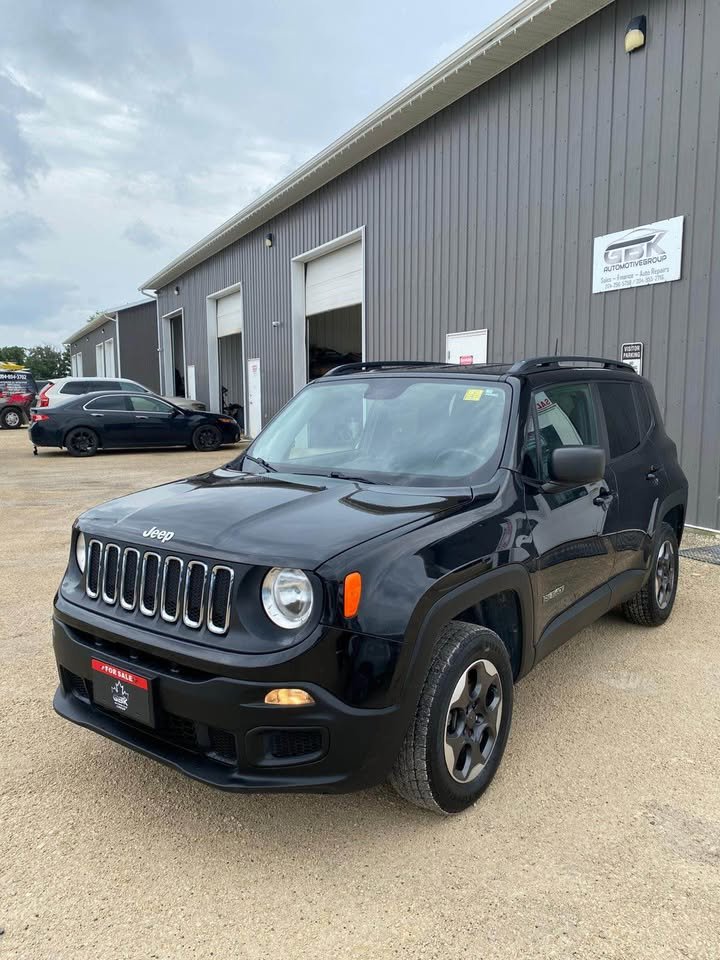 Black 2017 Jeep Renegade SUV / Crossover Four-Wheel Drive Automatic
