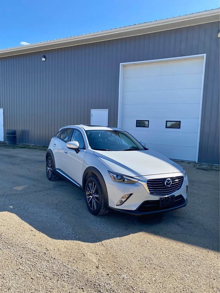 White 2016 Mazda CX-3 SUV / Crossover  Automatic