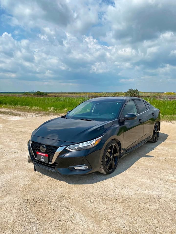  2021 Nissan Sentra SR FWD   