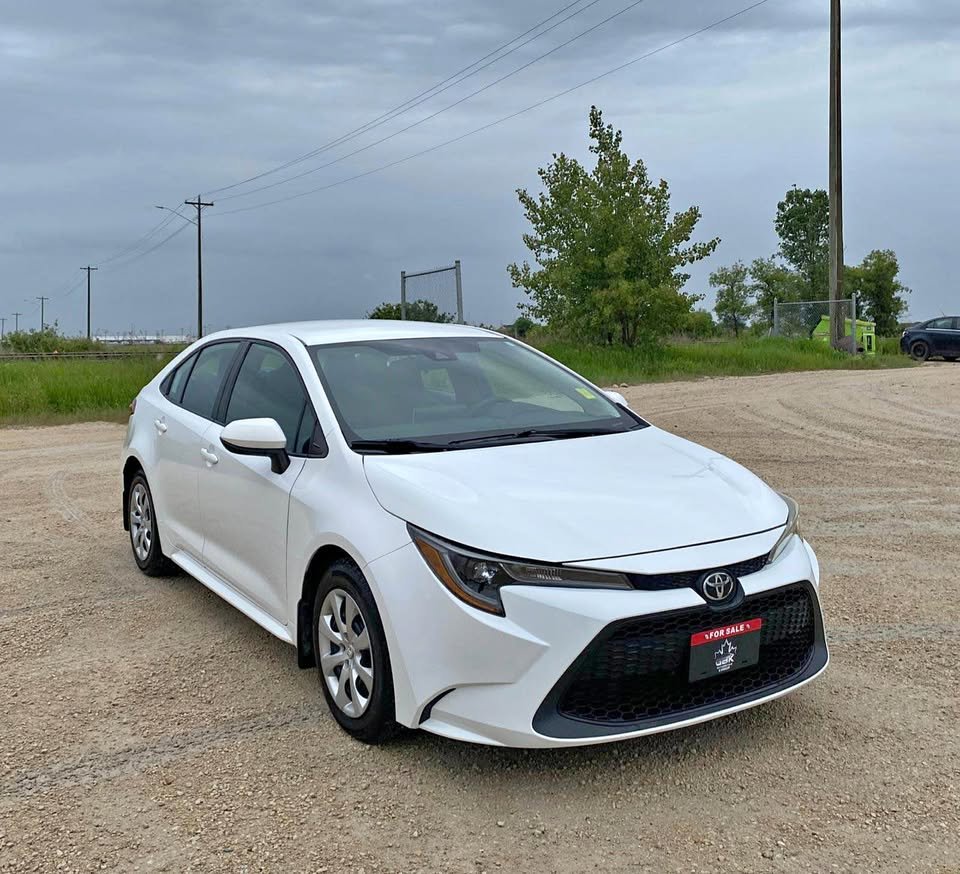White 2021 Toyota Corolla Sedan Automatic