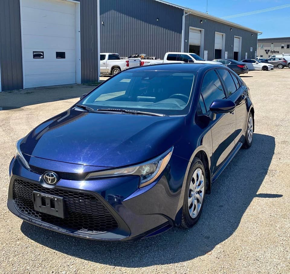 2022 Toyota Corolla LE FWD