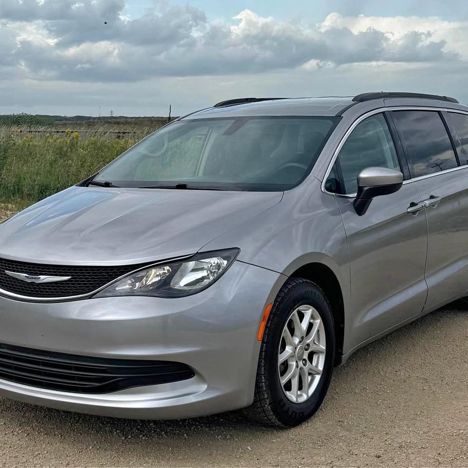2017 Chrysler Pacifica LX FWD