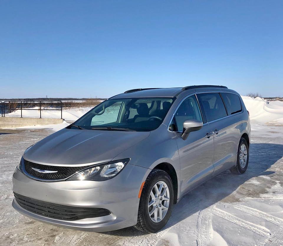 2017 Chrysler Pacifica LX FWD