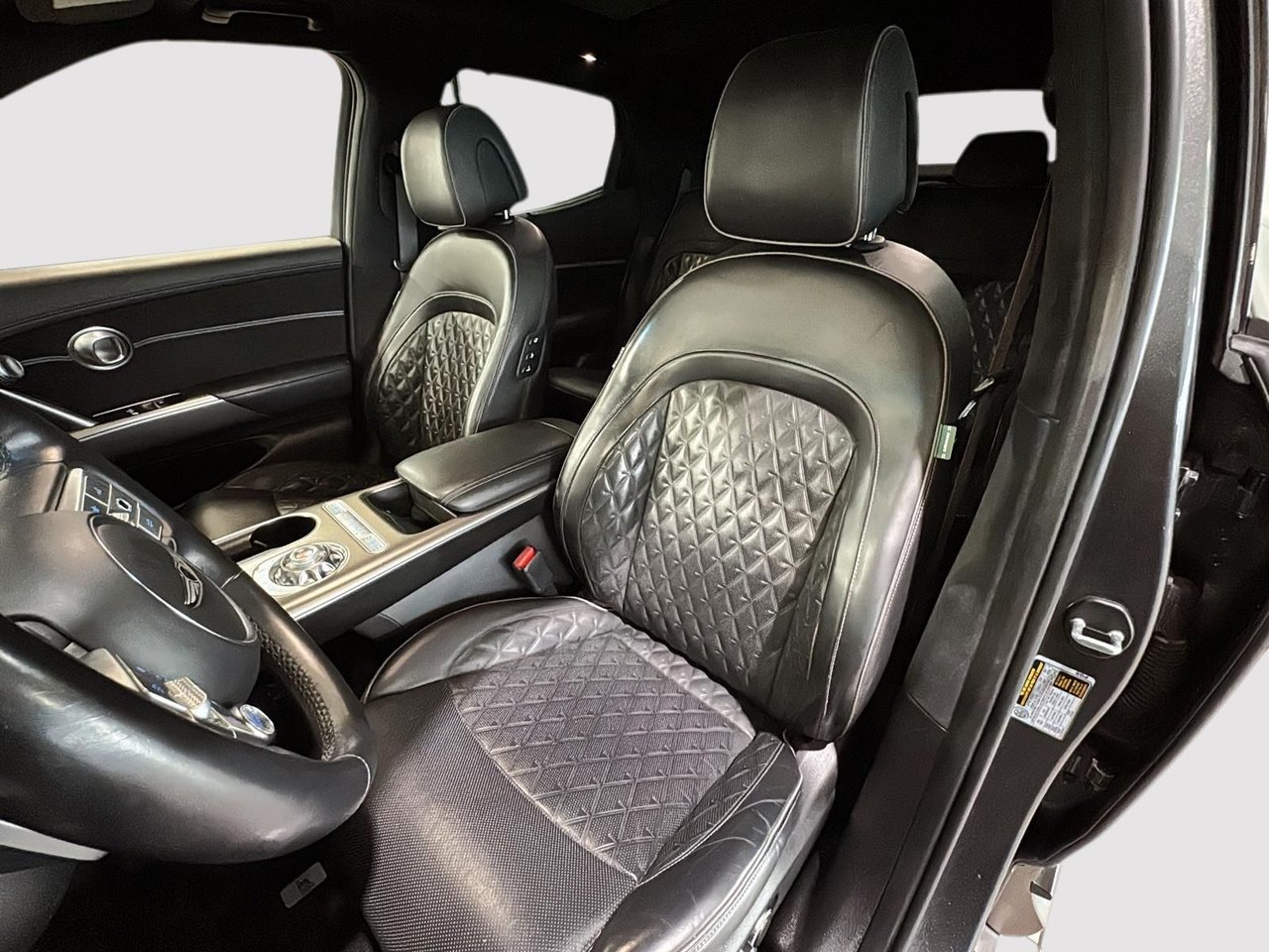 2023 Genesis GV60